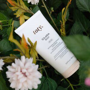 🙌 2/$55 Toty Sofia Vergara Solaria Body SPF50 Refreshing Antioxidant Sunscreen
